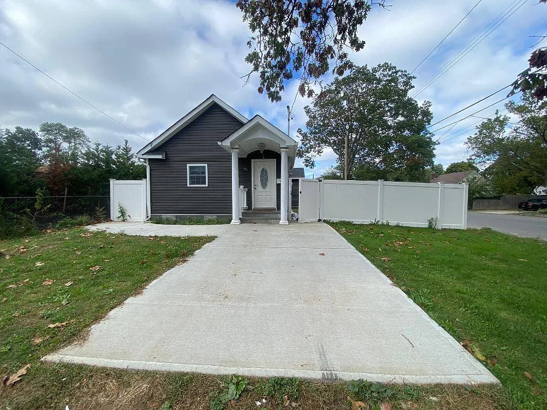 796A-03 796A Bayview Avenue #A, Amityville, NY 11701